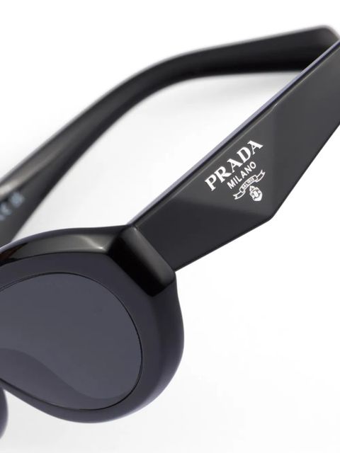 Prada Eyewear Symbole oval-frame sunglasses - Black - zdjęcie produktu nr 2
