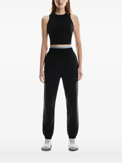 On Running racerback crop top - Black - zdjęcie produktu nr 1