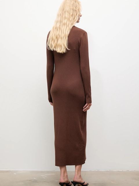 Answear.LAB sukienka z kaszmirem kolor brązowy midi dopasowana