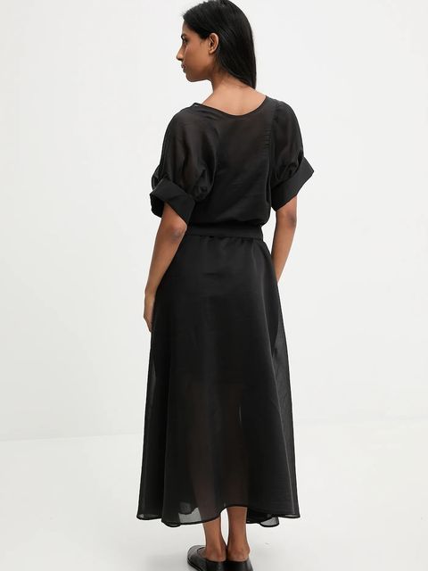 Answear.LAB sukienka kolor czarny maxi rozkloszowana