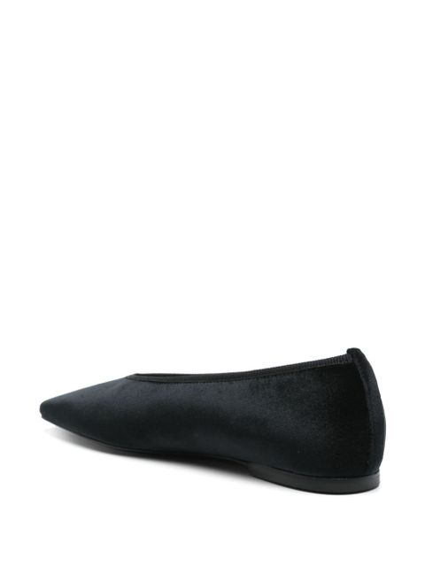 TOTEME Minimalist velvet ballerina shoes - Black