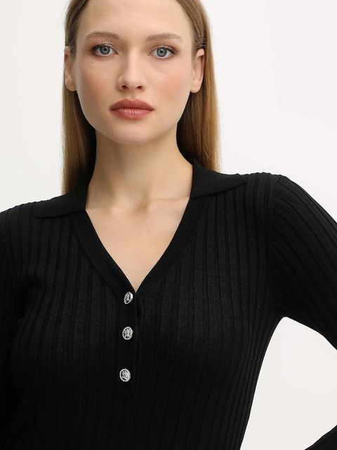 Morgan sukienka kolor czarny midi dopasowana RMEXAS