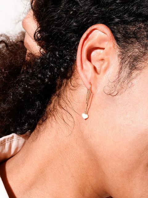 Design Letters kolczyki ze srebra pokrytego złotem - zdjęcie produktu nr 1