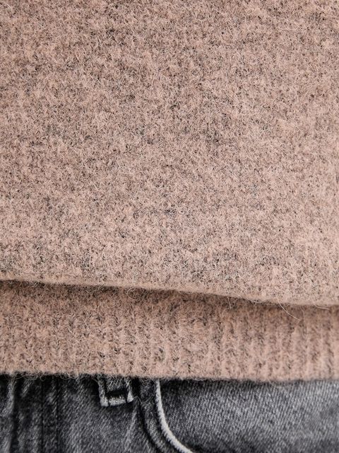 Gestuz sweter wełniany damski kolor beżowy lekki 10909996