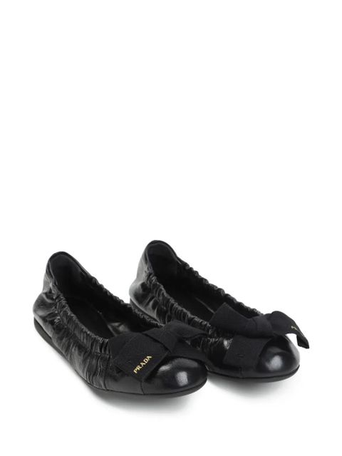 Prada bow-detail wrinkled-effect ballet flats - Black - zdjęcie produktu nr 2