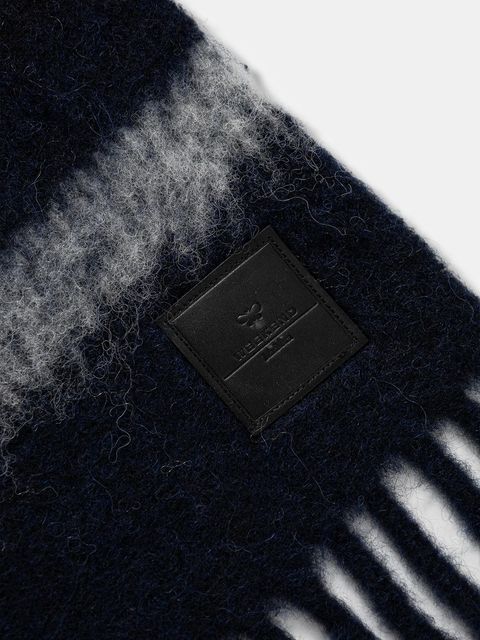 Weekend Max Mara szalik z dodatkiem wełny UGOLINA damski kolor granatowy wzorzysty 2525546035600 - zdjęcie produktu nr 2