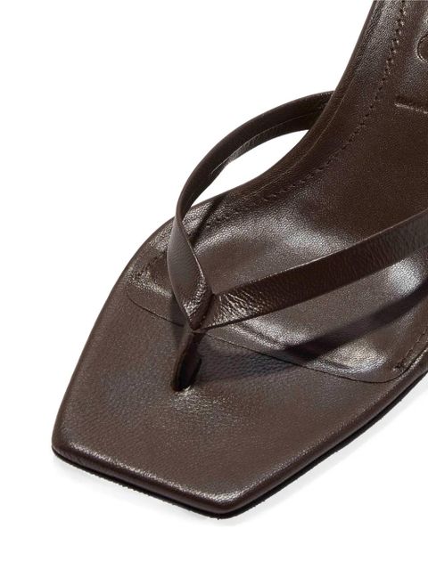 Aeyde Aeyde thong square sandals - Brown