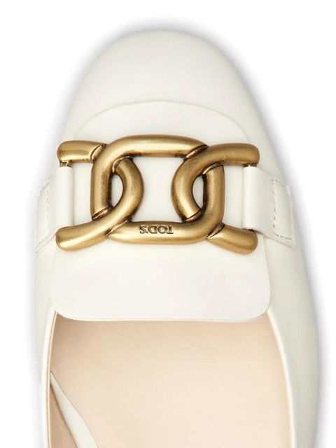 Tod's logo-plaque ballerina shoes - White