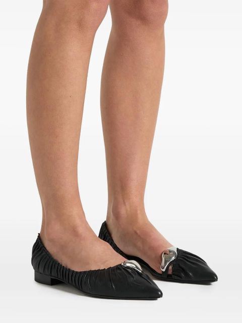 Manière De Voir Céleste metal-detail hardwave flat pumps - Black
