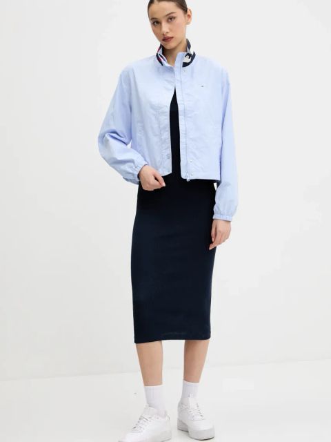 Tommy Jeans sukienka bawełniana kolor granatowy midi dopasowana DW0DW19477