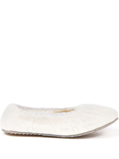 Maison Margiela gathered ballerina shoes - White - zdjęcie produktu nr 1