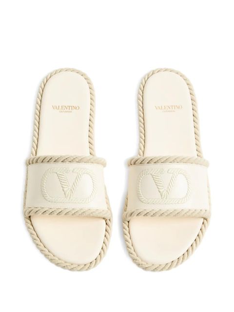 Valentino Garavani Vlogo Torchon slide sandals in nappa leather - Neutrals