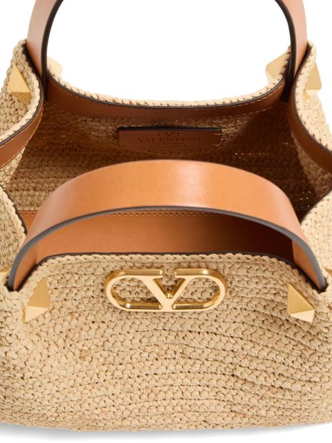 Valentino Garavani logo-detail raffia tote bag - Neutrals