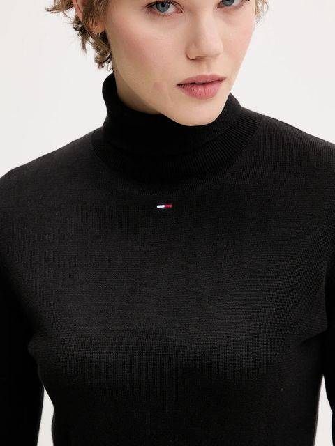 Tommy Jeans sweter bawełniany damski kolor czarny lekki z golfem DW0DW21672