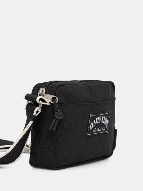 Calvin Klein saszetka na ramię - zdjęcie produktu nr 1