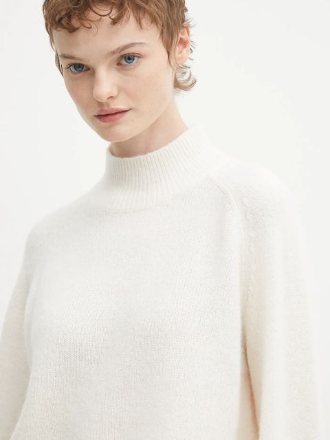 HUGO sweter z dodatkiem wełny damski kolor beżowy z półgolfem 50548251