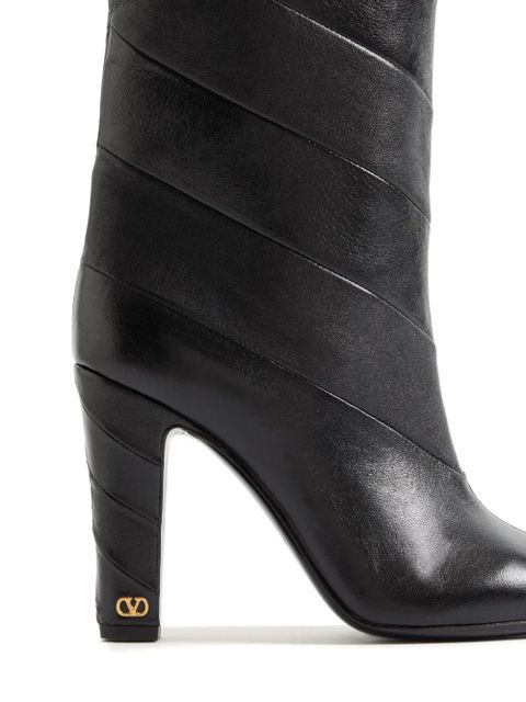 Valentino Garavani Rayons Nappa Boots with Chevron Pattern - Black