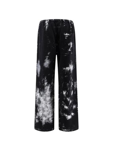 MM6 Maison Margiela paint-splatter logo-print trousers - Black - zdjęcie produktu nr 2