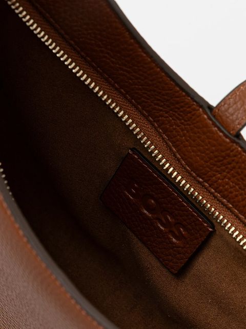 BOSS torebka skórzana kolor brązowy 50542044