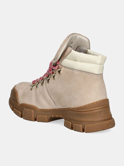 Love Moschino botki damskie kolor beżowy na płaskim obcasie JA15494G0LIP0120