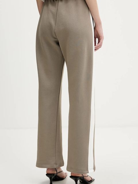 La Mania spodnie dresowe bawełniane DARLENE damskie kolor zielony gładkie DARLENE