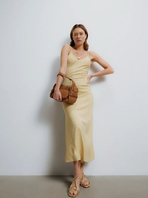 Answear.LAB sukienka kolor żółty maxi rozkloszowana - zdjęcie produktu nr 1