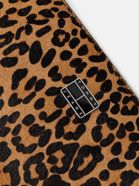 Tommy Jeans torebka skórzana kolor brązowy AW0AW18008