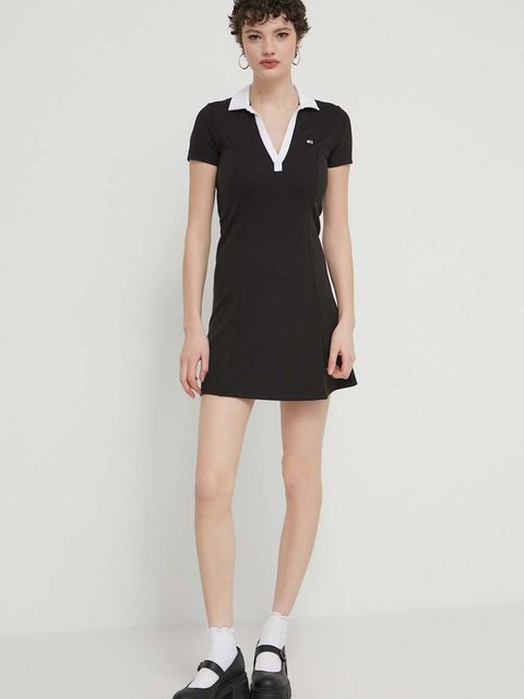 Tommy Jeans sukienka kolor czarny mini dopasowana DW0DW17937