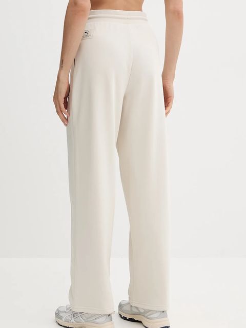 Puma spodnie dresowe damskie kolor beżowy gładkie 688129