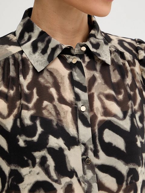 Morgan koszula damska kolor czarny regular z kołnierzykiem klasycznym CHLEO