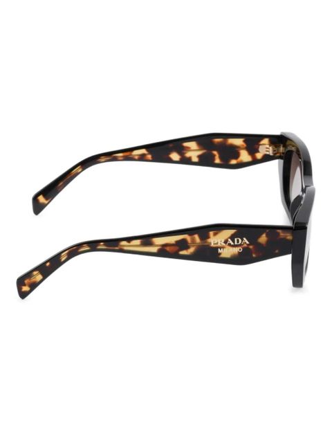 Prada Eyewear logo-print sunglasses - Black