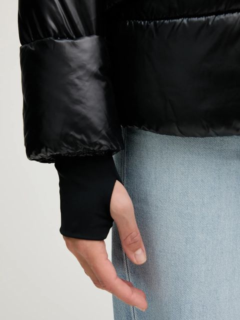 Geox kurtka SERILDA kolor czarny zimowa W5628F T3121