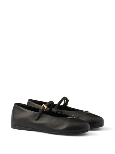 Prada enamel logo ballerina shoes - Black