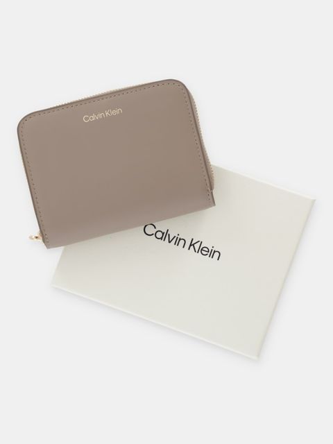 Calvin Klein portfel skórzany damski kolor beżowy LV04F1075G