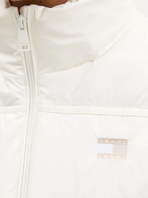 Tommy Jeans kurtka kolor beżowy zimowa DW0DW21620