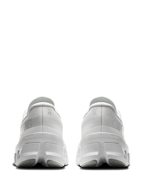 On Running Cloudmonster running sneakers - White