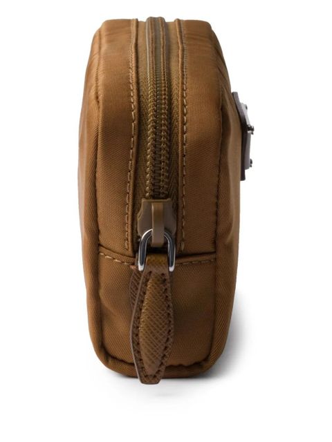 Prada logo-plaque make up bag - Brown