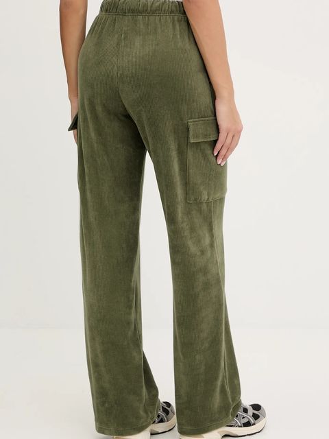 Banana Moon spodnie dresowe welurowe Quandary damskie kolor zielony gładkie BEYOND.QUANDARY