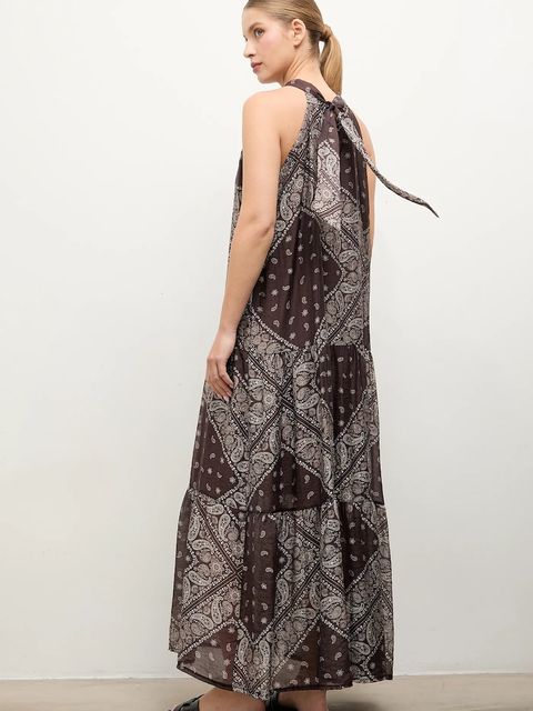 Answear.LAB sukienka kolor brązowy maxi rozkloszowana