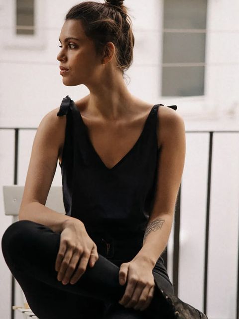 MUUV. top bawełniany kolor czarny odkryte plecy 0 - zdjęcie produktu nr 1