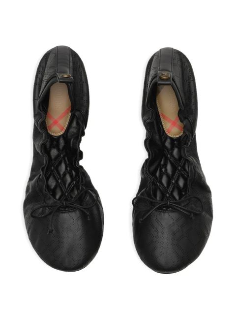 Burberry perforated gathered ballet flats - Black