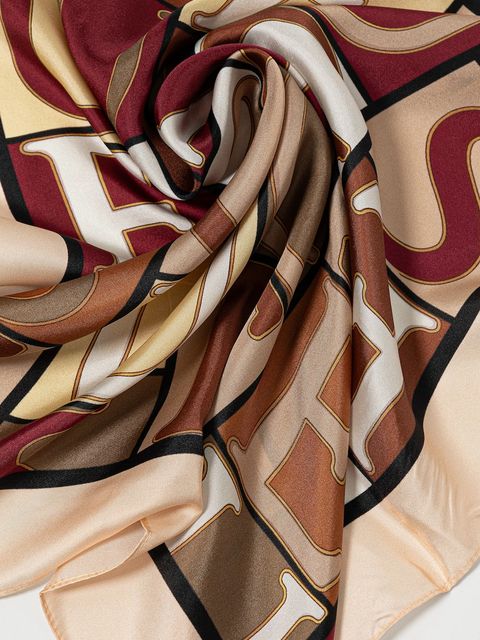 Guess chusta jedwabna damska kolor brązowy wzorzysta AW5345 SIL03 - zdjęcie produktu nr 2