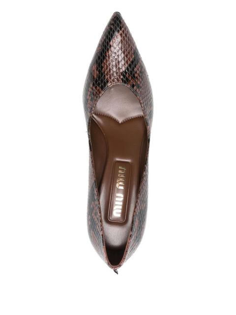 Miu Miu 85mm ayers snakeskin effect pumps - Brown