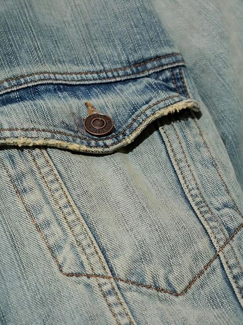 Balenciaga distressed detail denim jacket - Blue