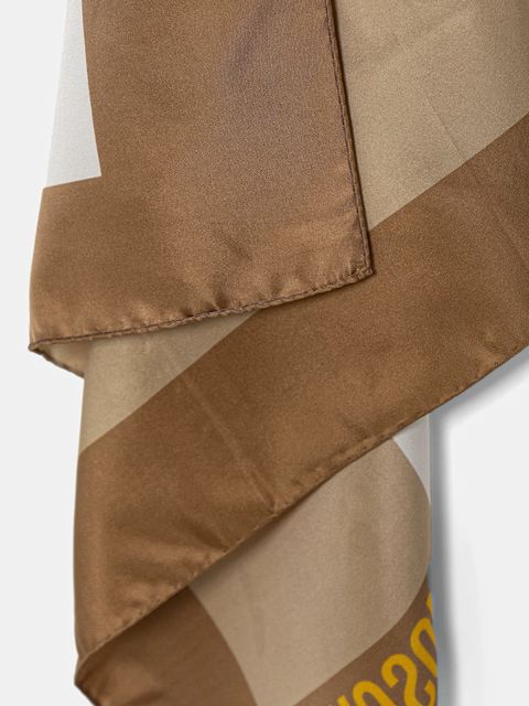 Moschino chusta jedwabna