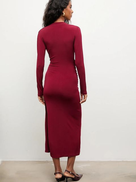 Answear.LAB sukienka kolor bordowy maxi dopasowana