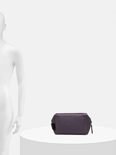 Rains kosmetyczka 15580 Wash Bag Small W3 kolor fioletowy 15580
