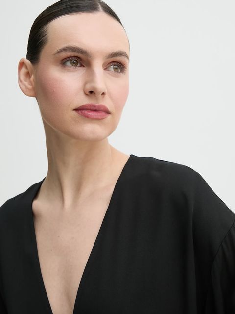 ISABELLE BLANCHE sukienka kolor czarny midi rozkloszowana IS25SS-A120-T011