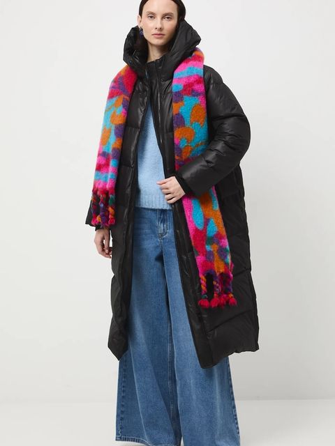 Medicine płaszcz puchowy kolor czarny