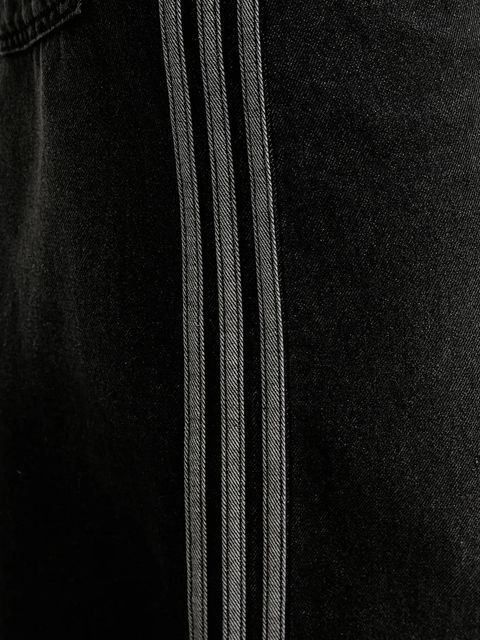 adidas Originals jeansy Denim Wide Pant damskie kolor czarny JV7453